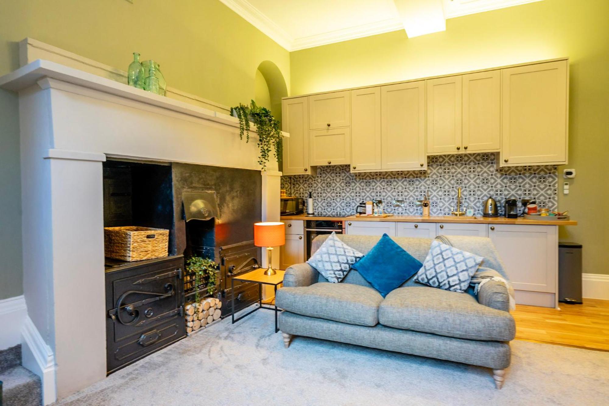 Апартаменты 2 Rowntree House Йорк Экстерьер фото